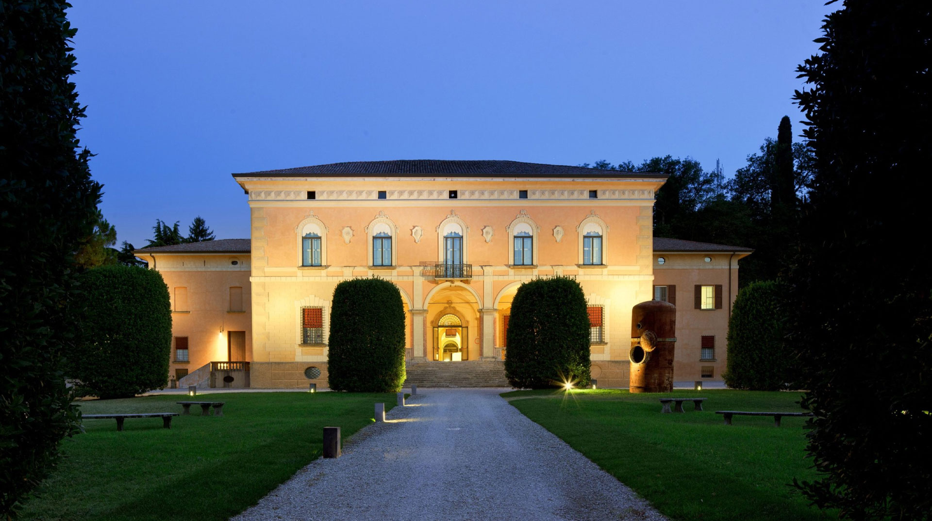 Bologna Business School