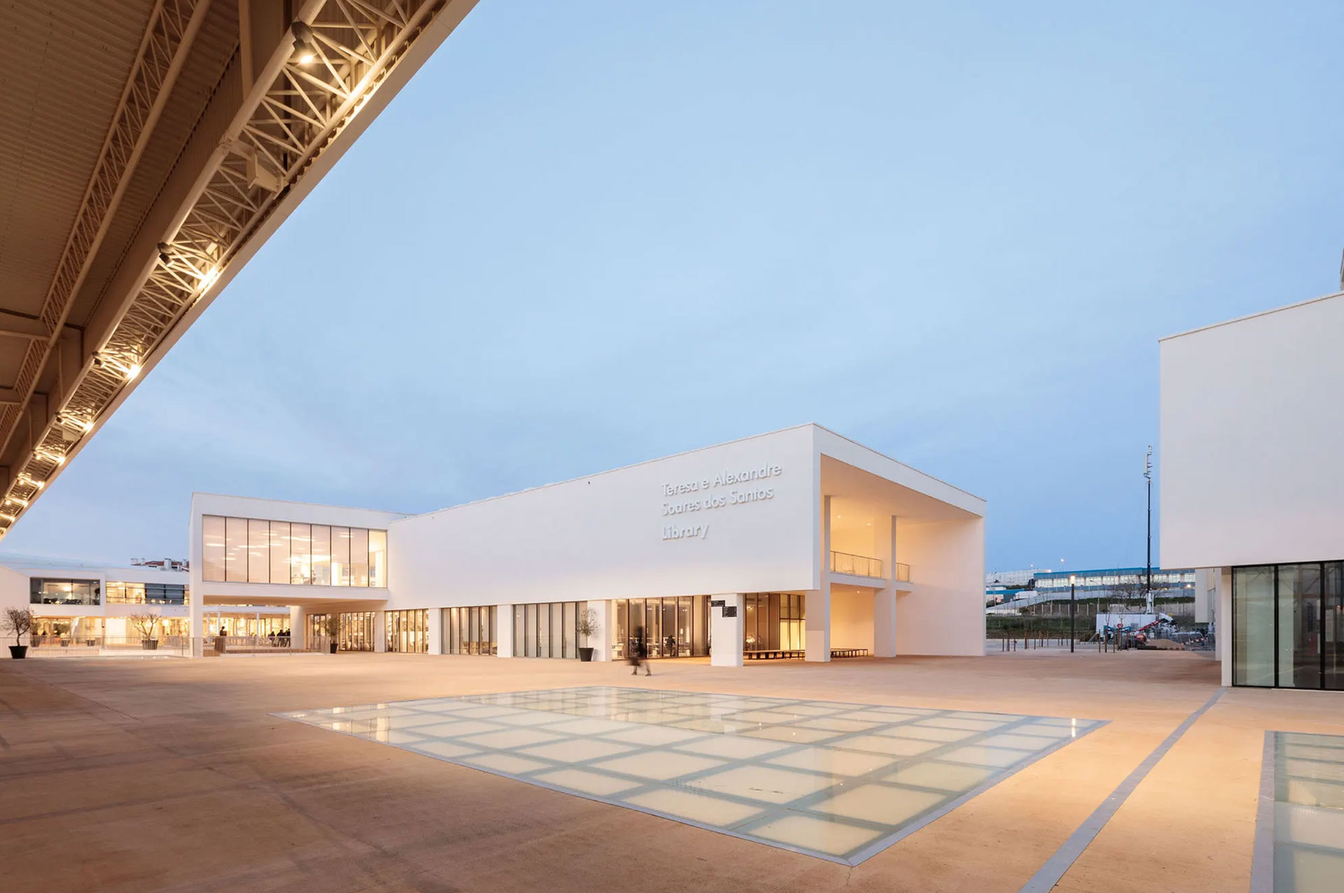 Nova School of Business and Economics